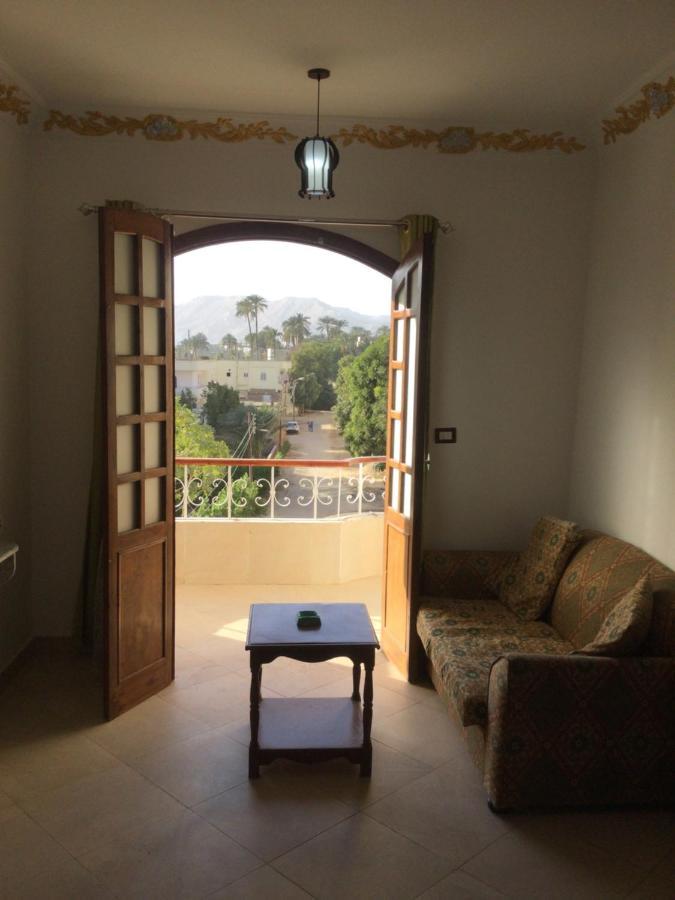 The Brown House Apartman Luxor Kültér fotó
